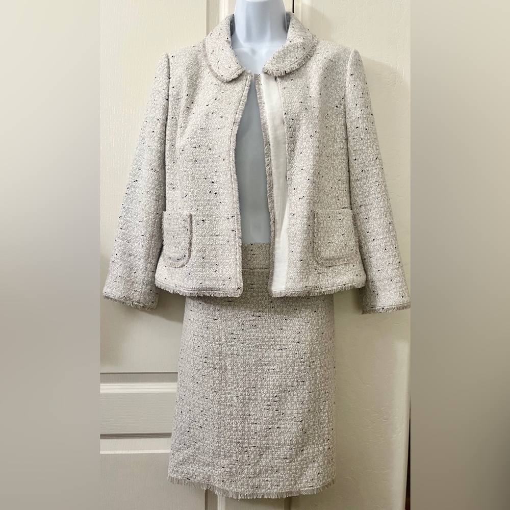Ann Taylor Cream Tweed Skirt and Jacket Set